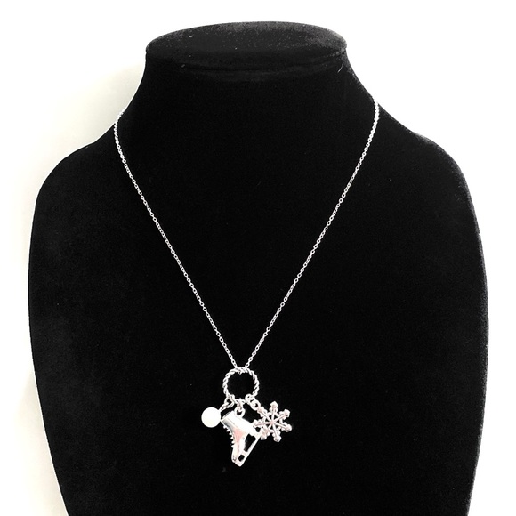 Ice Skate Charm Necklace Snowflake - Picture 6 of 6